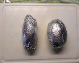 Foto del paso 1 de la receta: Papas y ajos al plomo con mollejas a la chapa