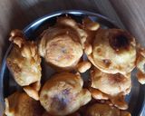 A picture of step 7 of Batata vada😍.