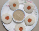 கேரட் டிசைன் இட்லி & தேங்காய் சட்னி (Carrot design Idly  & Cocount Chutney recipe in tamil) ரெசிபி ஸ்டேப் 5 புகைப்படம்