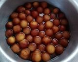 A picture of step 4 of Sugar coated Gulab jamun.