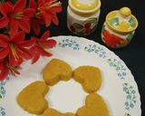 A picture of step 4 of Rava Kesari.