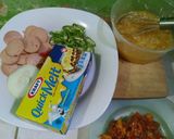 Foto langkah ke 1 dari resep Pizza Kw debm.
