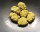 A picture of step 4 of Narkel - er Bara / Coconut Fritters.