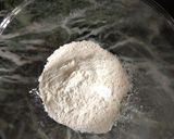 A picture of step 1 of Wheat thin crust pizza.