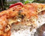 รูปขั้นตอนการทำที่ 2 ของ ไข่เจียวทรงเครื่อง ไข่มดแดง