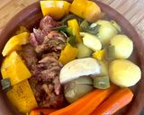 Une image de l'étape 9 de Jarret de porc légumes d'hiver sauce moutarde.