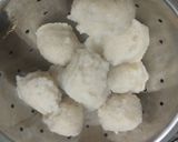 Foto langkah ke 5 dari resep Bakso Ikan Gabus Bumbu Kacang.
