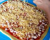 Foto langkah ke 3 dari resep Pizza Roll.