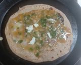 A picture of step 4 of Egg cheese paratha.
