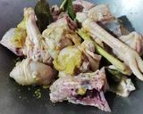 Foto langkah ke 1 dari resep 745.Opor Kuning Ayam Kampung (Bumbu Dasar Kuning).