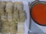 Sawi gulung kuah pedas