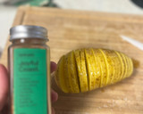 Foto del paso 2 de la receta: Guarnición: Patatas hasselback con especias Joyful Coast