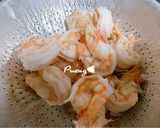 รูปขั้นตอนการทำที่ 3 ของ ผัดเห็ดหอมกุ้งสด🍄🦐