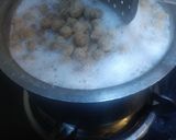 A picture of step 1 of Soya chunks fry.