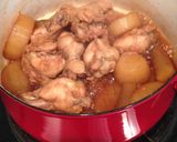 A picture of step 3 of TERIYAKI Chicken Drumstick and DAIKON radish.