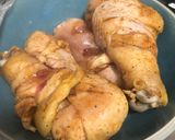 Hình bước làm 3 của món Đùi gà nướng ngũ vị hương - Air fryer