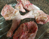Foto del paso 1 de la receta: Picantón asado con sobrasada y miel