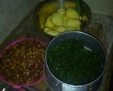 A picture of step 1 of Traditional mukimo&Tomatoe Salad #4weeksChallenge.