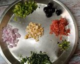 A picture of step 2 of Rawa Veg Open Sandwich.