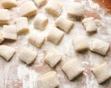 Hình bước làm 5 của món Mochi chuối