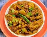 A picture of step 5 of Panash Matar Masala (Odia Style Curry/lunch).