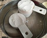 A picture of step 1 of Tri Flavoured Cake.
