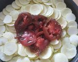 Une image de l'étape 1 de Courgettes et tomate à la provençale.