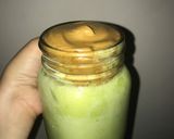 Foto langkah ke 3 dari resep Avocado Dalgona Coffee.