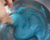 A picture of step 3 of "French Macroons".