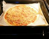 Foto del paso 3 de la receta: Pizza de Salmón ahumado con Perlas de Bogavante