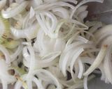 Foto langkah ke 2 dari resep Tumis Brokoli Daging Slice.