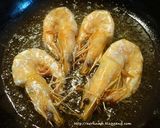 รูปขั้นตอนการทำที่ 1 ของ บะหมี่กุ้งทอดซอสมะขาม