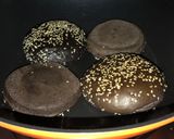 Foto langkah ke 3 dari resep Black Burger.