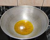 A picture of step 2 of Methi bhindi.