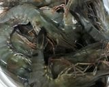 Foto langkah ke 1 dari resep Udang saos asam manis.