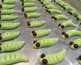 Foto langkah ke 3 dari resep Kukis Susu Ulat hijau.