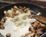 Foto del paso 3 de la receta: Pasta gorgonzola 🧀 🍄