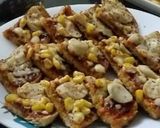 A picture of step 4 of Bread round pizza.