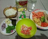 Foto langkah ke 1 dari resep MPASI SALMON Ubi Kentang Brokoli Jamur Santan (Menu lengkap).