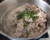 A picture of step 3 of Samba rava upma.