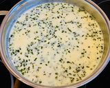Tárkonyos csirke raguleves recept fázis 4 fotója