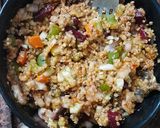 किनोवा वॉलनट सलाद (Quinoa Walnut Salad recipe in hindi) रेसिपी चरण 6 फोटो