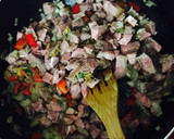 Foto del paso 4 de la receta: Empanadas de carne cortada a cuchillo