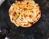 A picture of step 5 of Onion parantha.