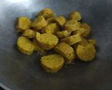 A picture of step 3 of Lauki muthiya.