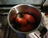Foto del paso 1 de la receta: Albóndigas de carne mixta con salsa de tomate liviana