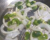 Foto del paso 3 de la receta: Queso en salsa 😊🍅🌶️