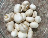 A picture of step 1 of Spooky Mushroom soup.