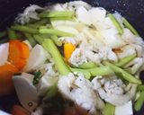 Hình bước làm 2 của món Canh nấm bào ngư đậu hũ chay