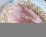 Foto del paso 2 de la receta: Pollo al limón rebozado en avena